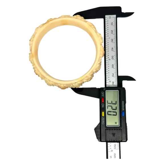 Celluloid Bangle Ivory color Vintage Bangle - Picture 3 of 5